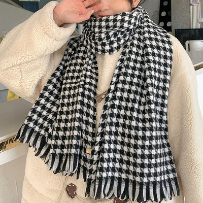Women Checked Scarf made of Soft Material Stornfield