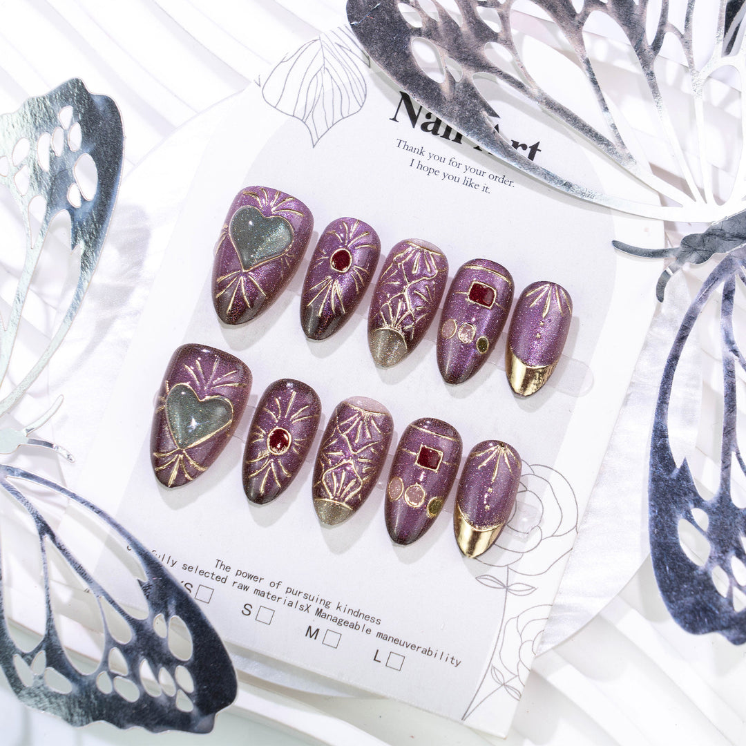 Decorative Artisanal Press-On Nail Set