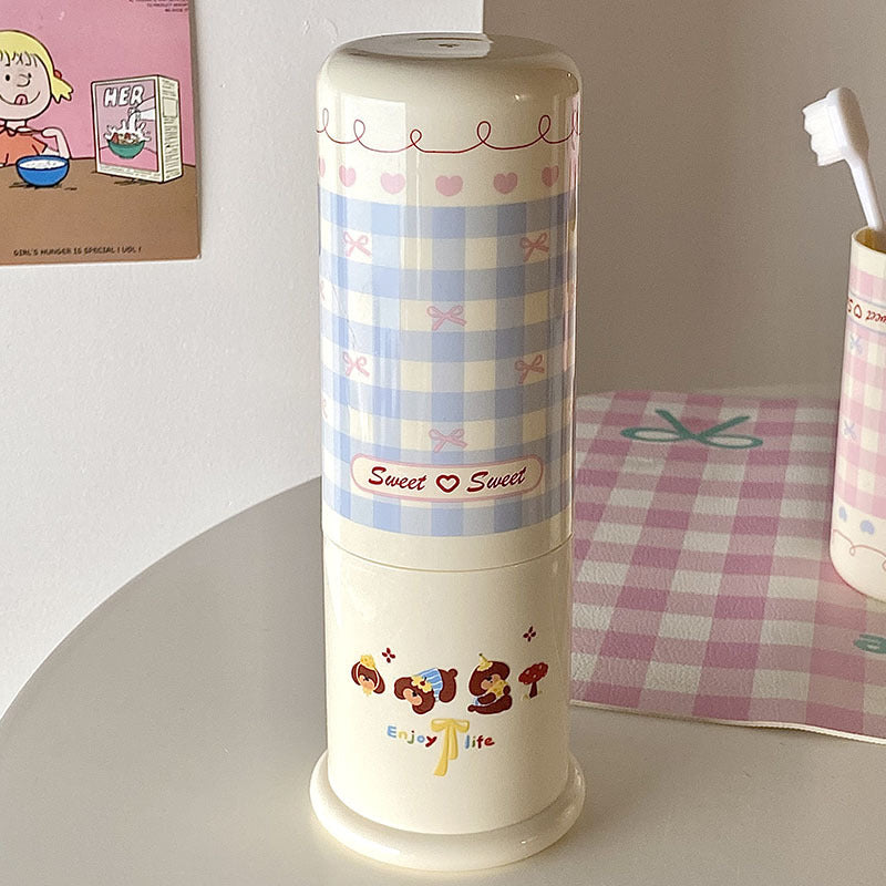 Stylish toothbrush holder with playful checkered pattern Stornfield