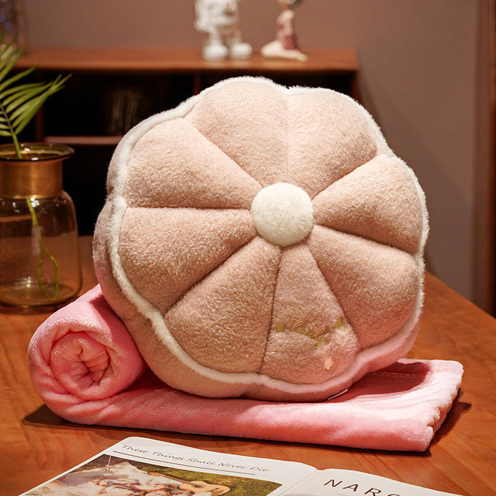 Comfortable plush pillow with ergonomic shape Stornfield