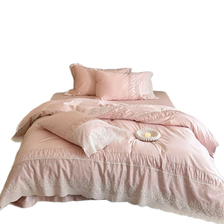 Bedding set with delicate cotton lace and ruffles