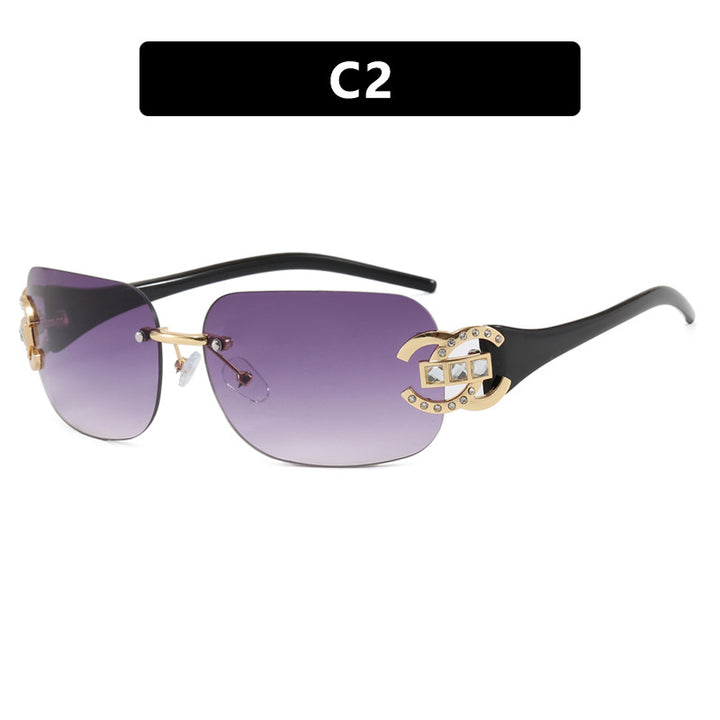 Women's fashionable sunglasses with luxurious geometric frame and protective UV filter Stornfield