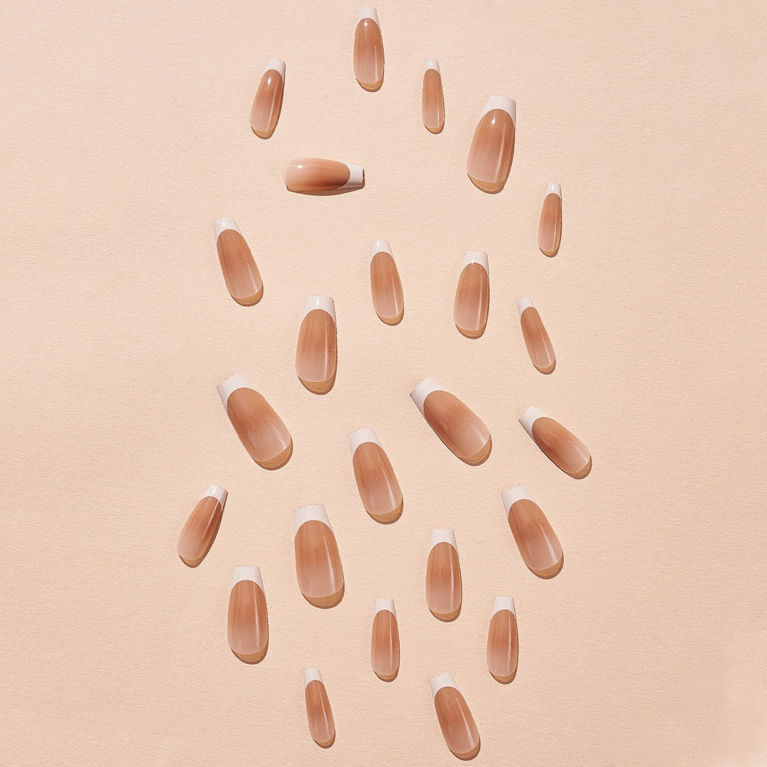 Artificial nail set with classic French tips Stornfield