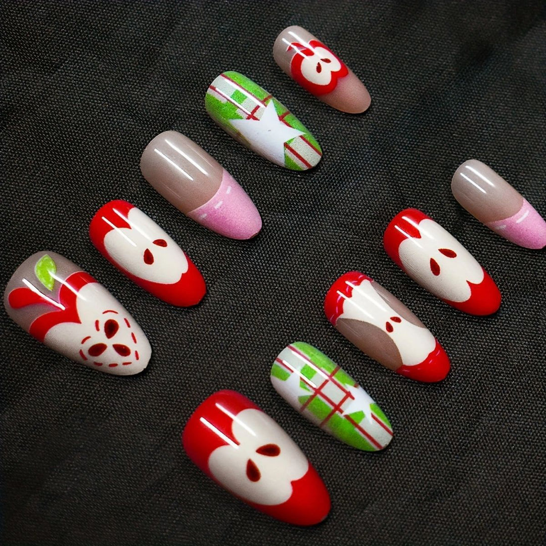 Artistic Nail Design Stornfield
