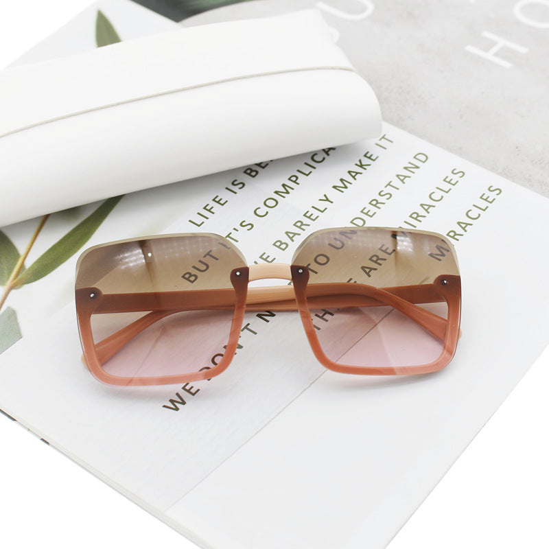 Women’s square sunglasses with extravagant leopard pattern Stornfield