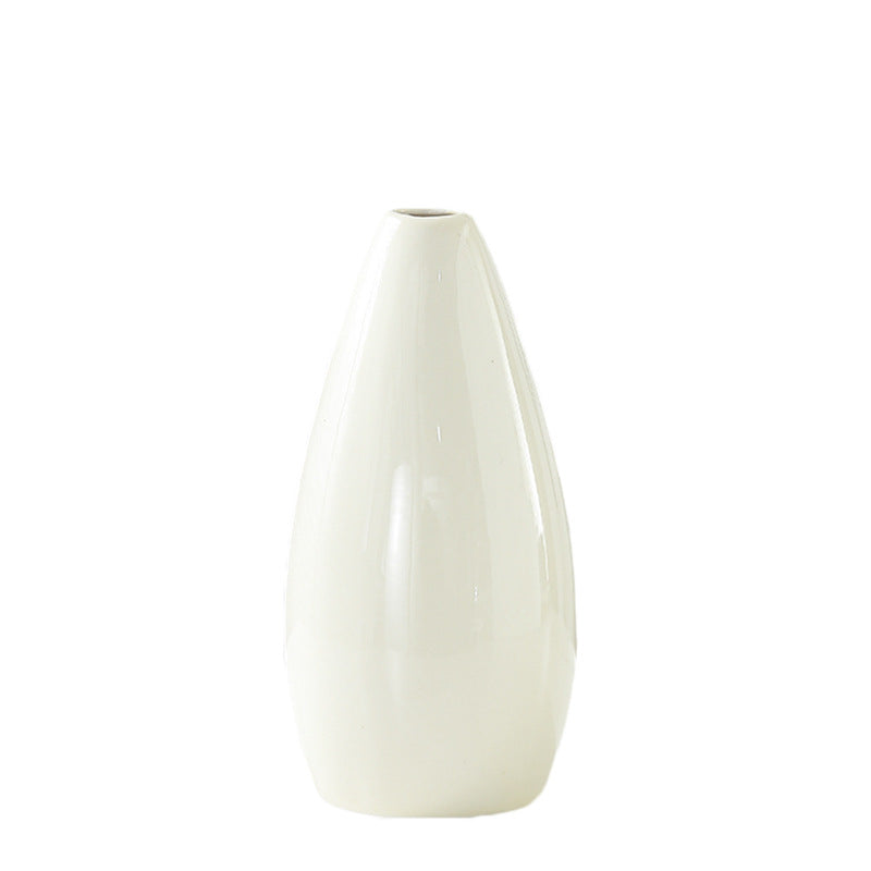 Elegant Modern Ceramic Vase Stornfeild