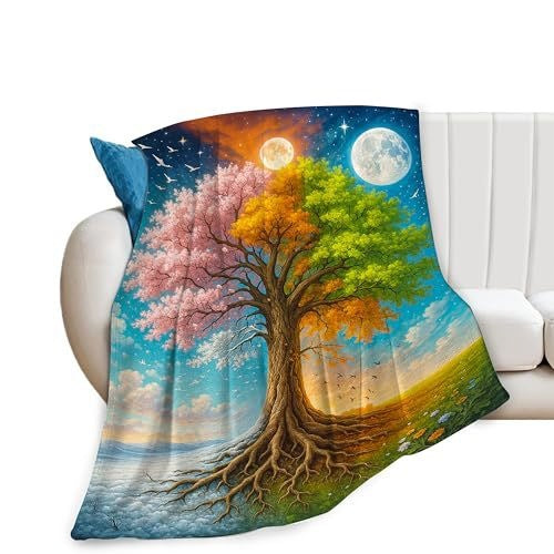 Fun Tropical Pineapple-Themed Fleece Throw Blanket