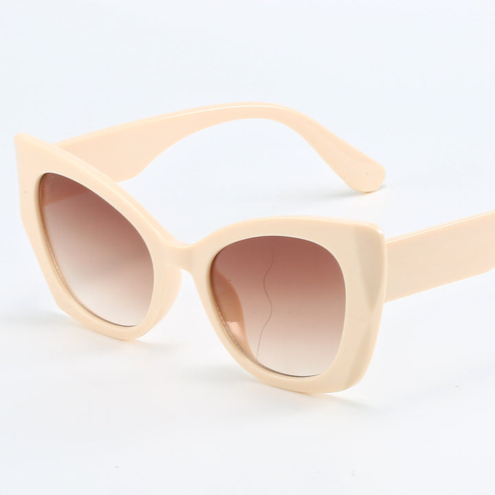 Ladies Fashion Cat-Eye Sunglasses with Elegant Design Stornfield