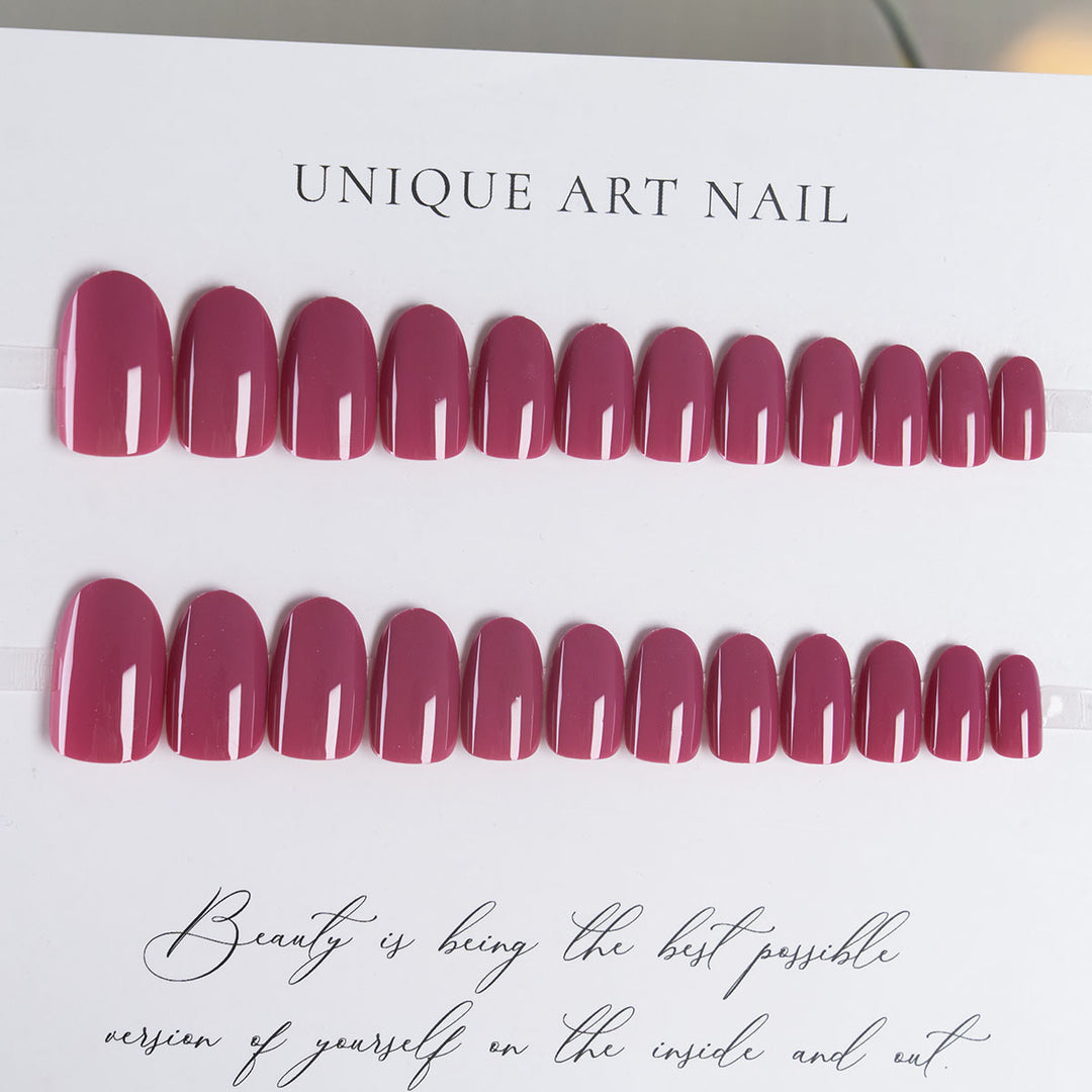 Glossy Elegant Press-On Nail Set