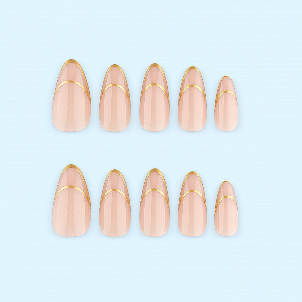 Artificial nails with elegant gold lines Stornfield