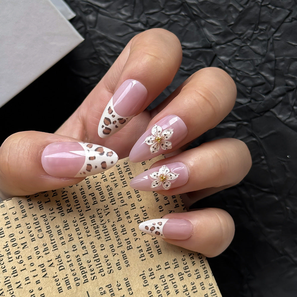 Artistic Floral-Embossed Press-On Nails Stornfield
