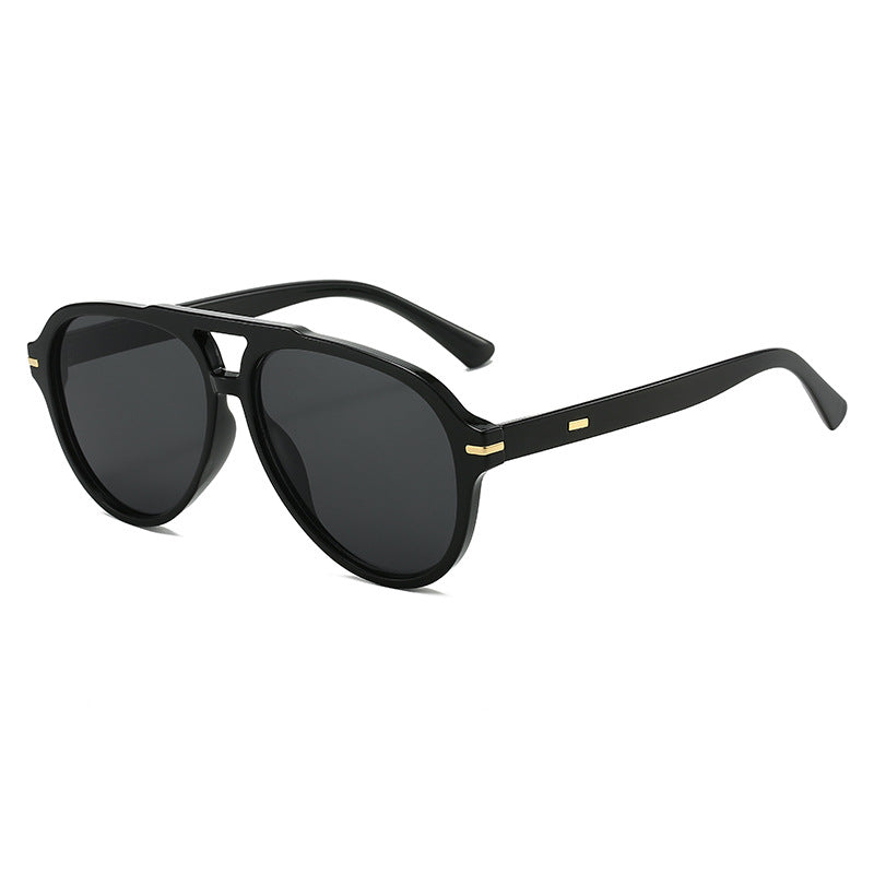 Women's fashionable sunglasses with stylish tortoise frame Stornfield
