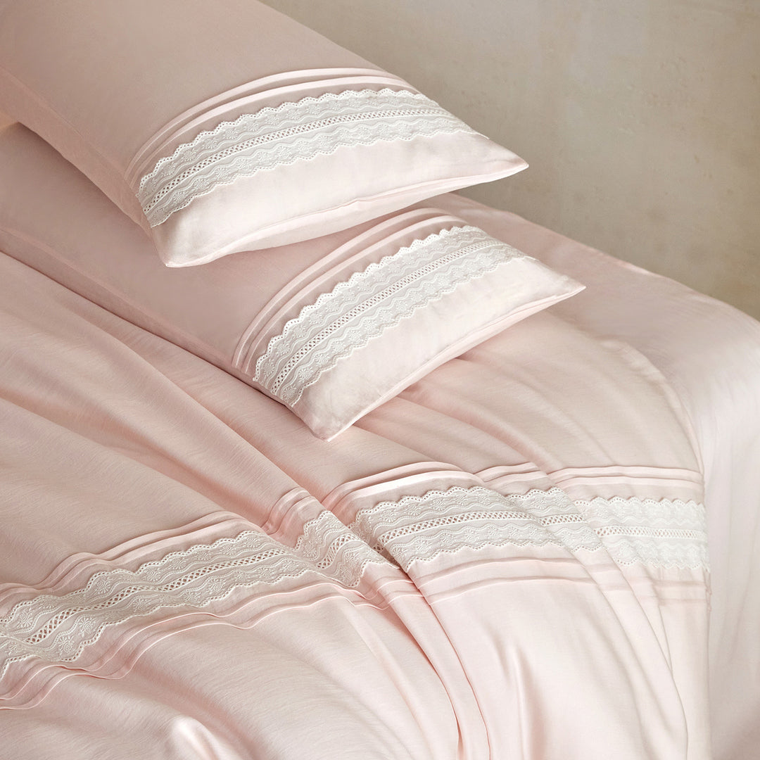 High-quality cotton percale bedding set with fine lace trim