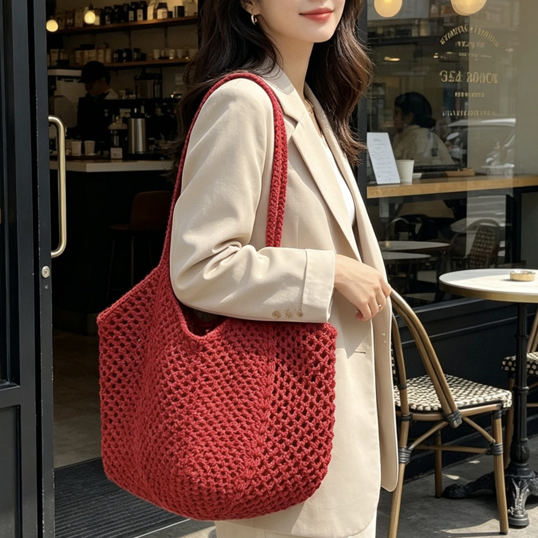 Hand-knotted tote bag in modern net design Stornfield