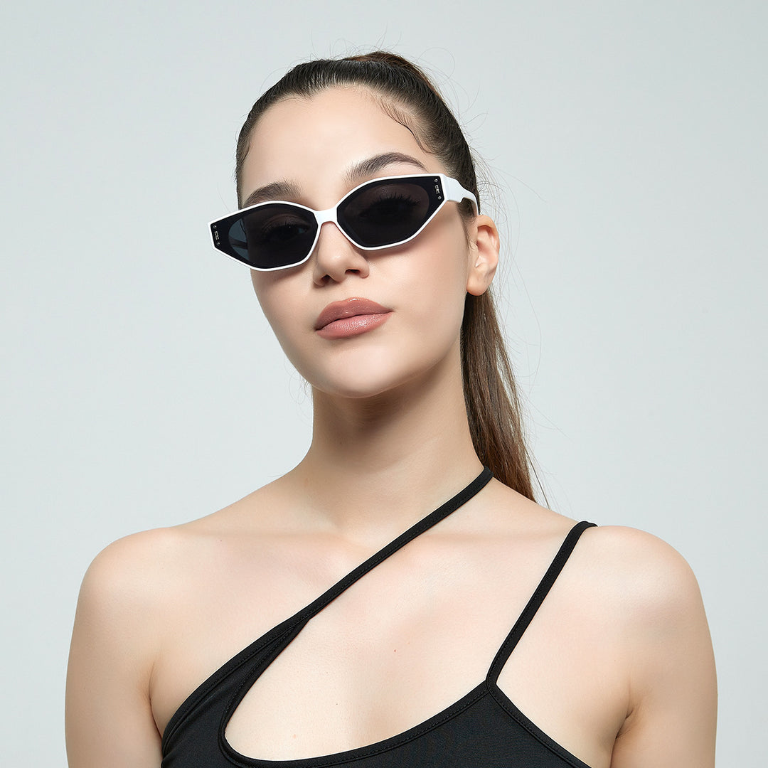 Women's geometric sunglasses in futuristic design Stornfield