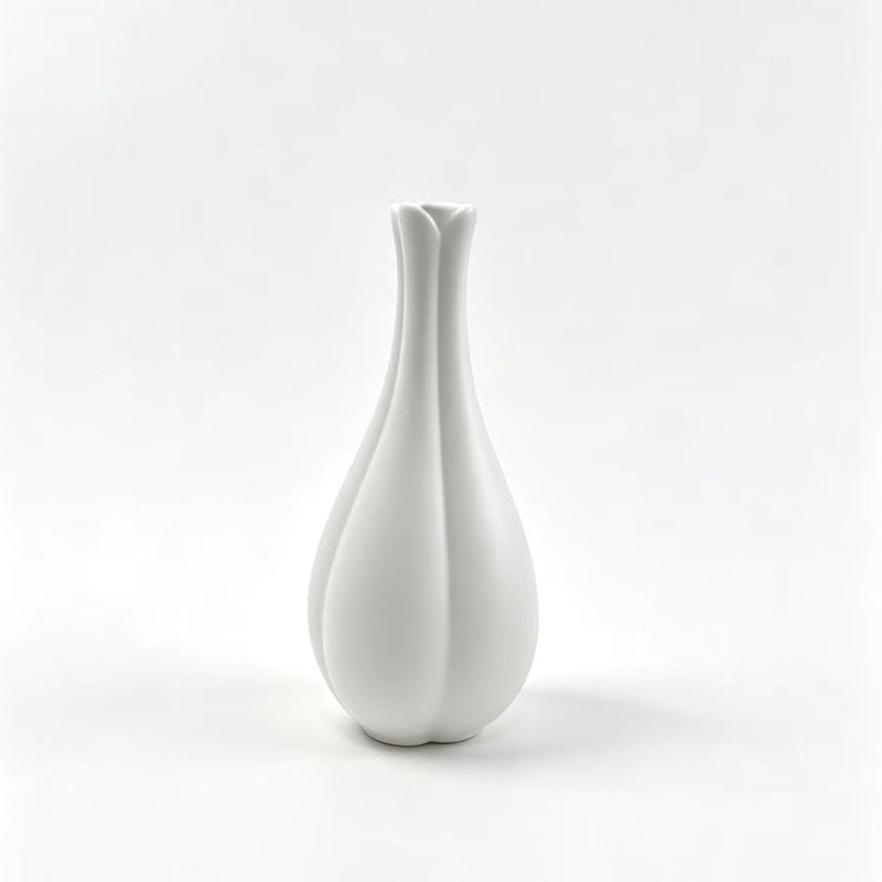 Elegant Minimalistic Tulip-Shaped Vase Stornfeild