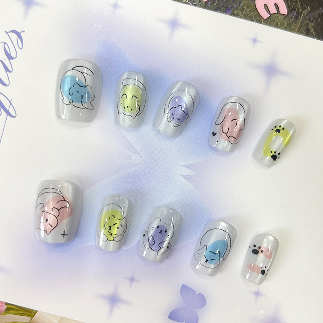 Creative nail art with animal motifs Stornfield
