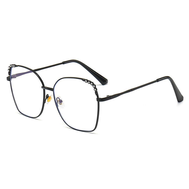 Elegant Square Sunglasses with Sparkling Accents Stornfield