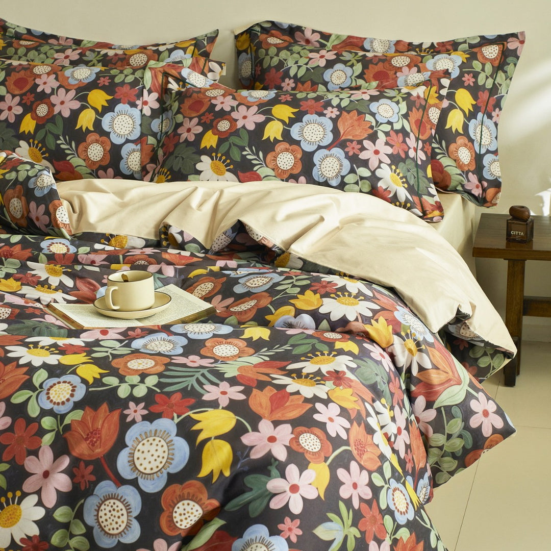 Children's duvet cover set made of cotton satin with watercolor forest animal illustrations and reversible function