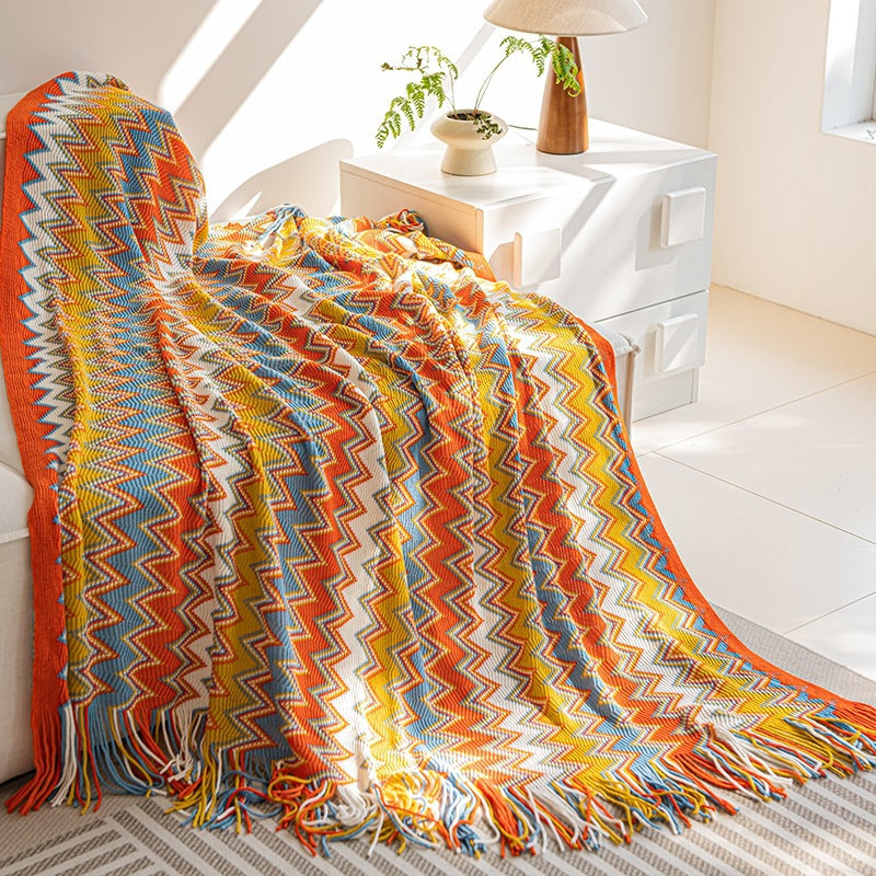 Stylish Zigzag Pattern Throw Blanket