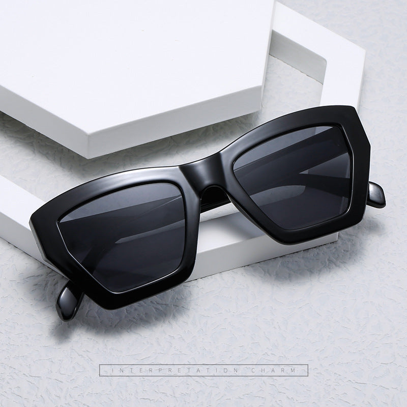 Ladies trendy sunglasses in modern geometric design Stornfield