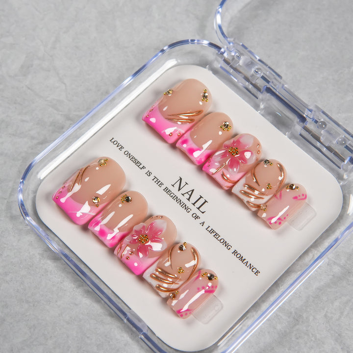 Floral Nail Art Press-On Set