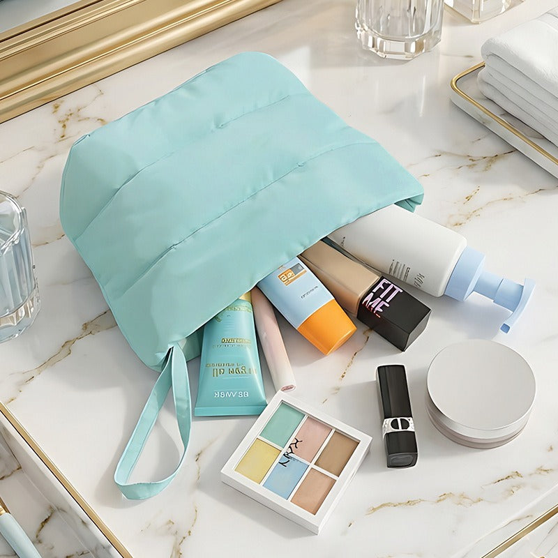 Stylish and Functional Cosmetic Bag Stornfield