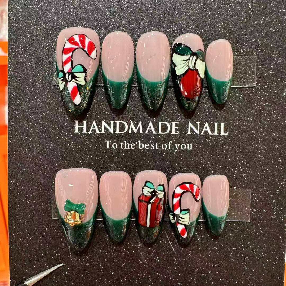 Handmade Holiday-Themed Press-On Nail Set  1791773575