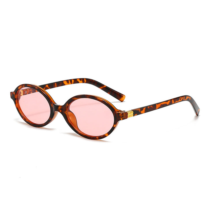 Women's fashionable oval glasses with golden accents Stornfield