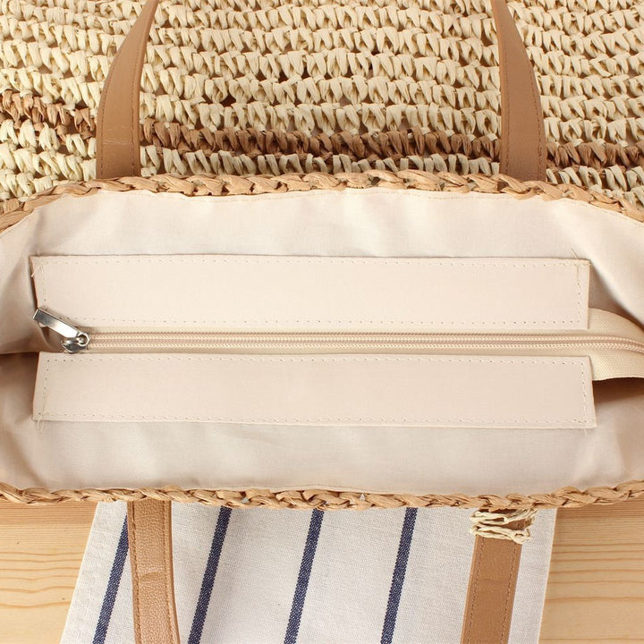 Large beach bag with elegant details Stornfield