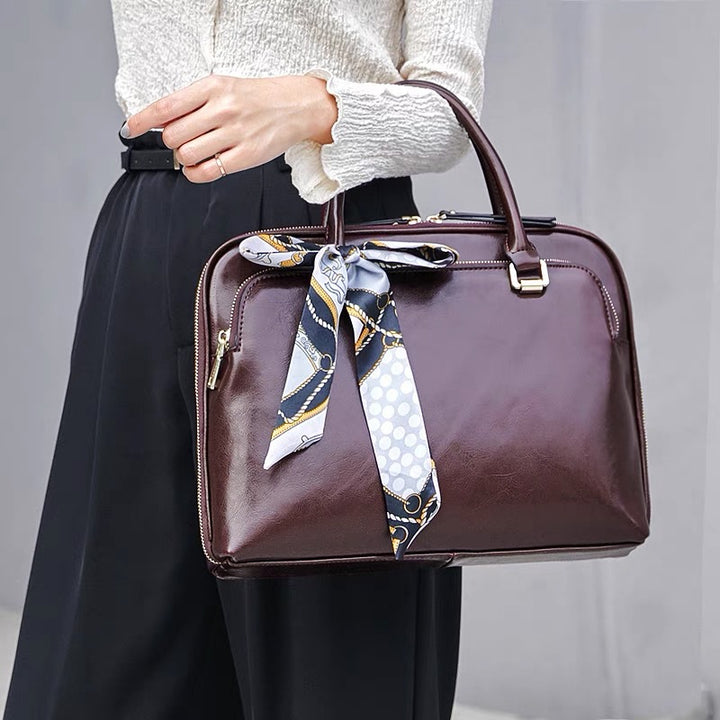 Elegant Business Bag with Structured Design Stornfield