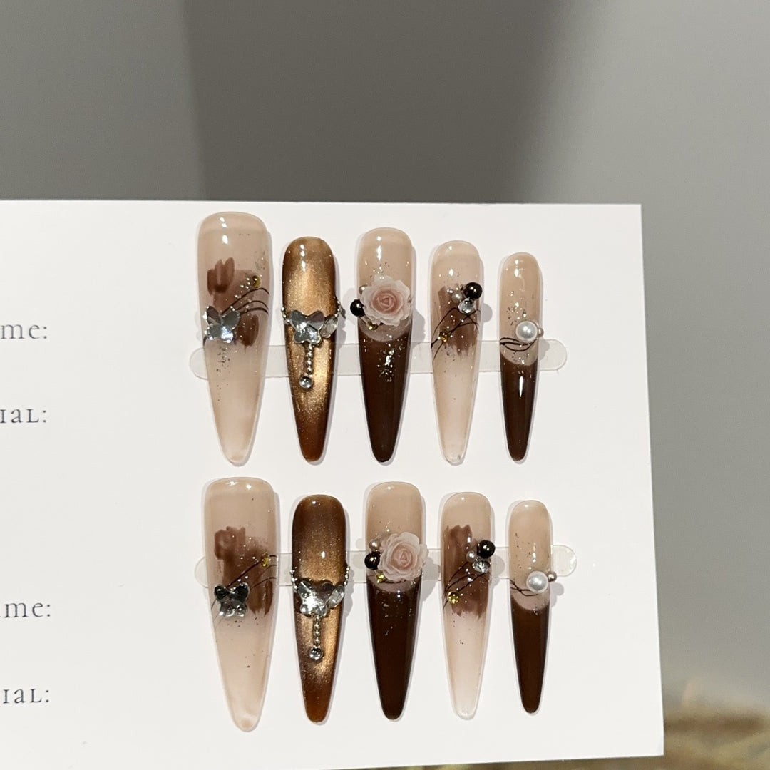 Custom Articulated Press-On Nails