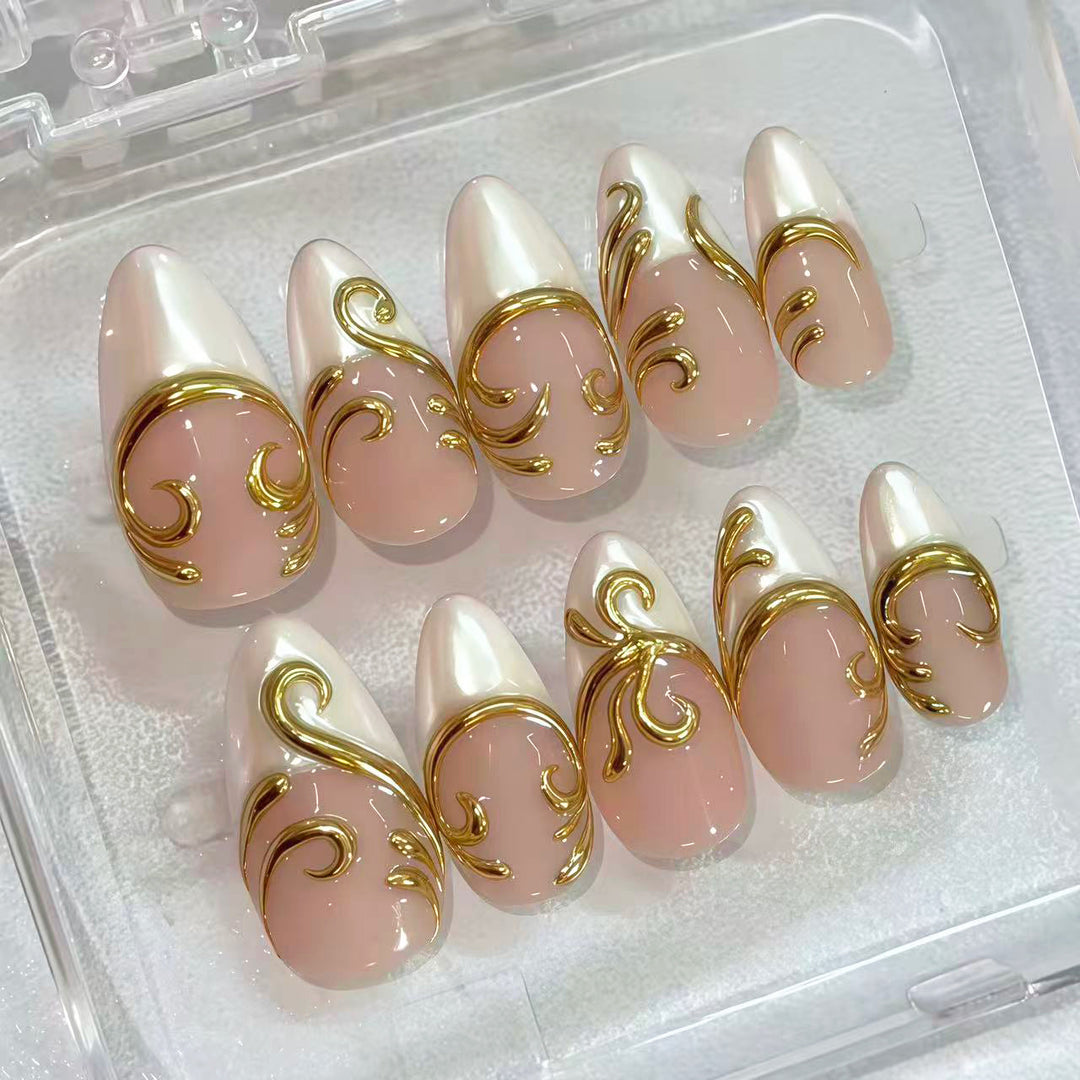 Decorative Press-On Nail Set with Elegant Gold Accents