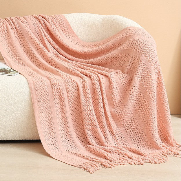 Women knitted throw blanket with fringes Stornfield