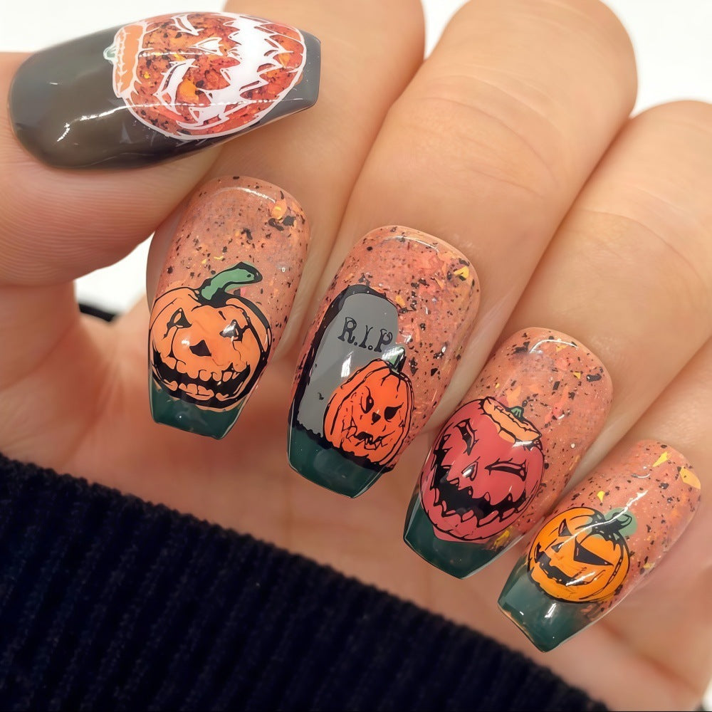 Halloween-themed artificial nails Stornfield