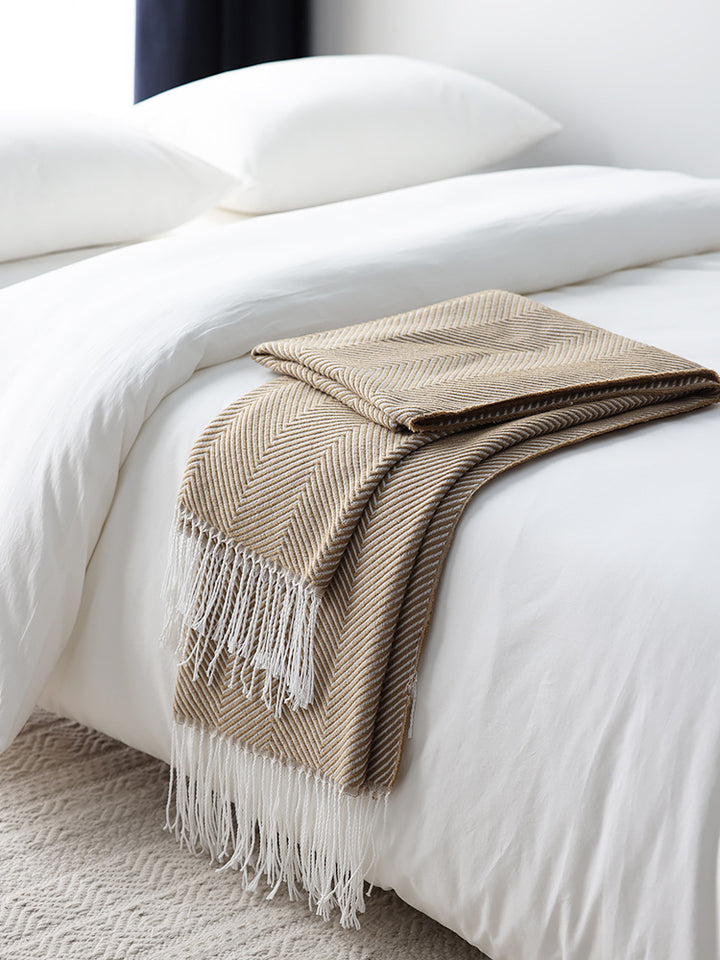 Modern Chevron Pattern Throw Blanket