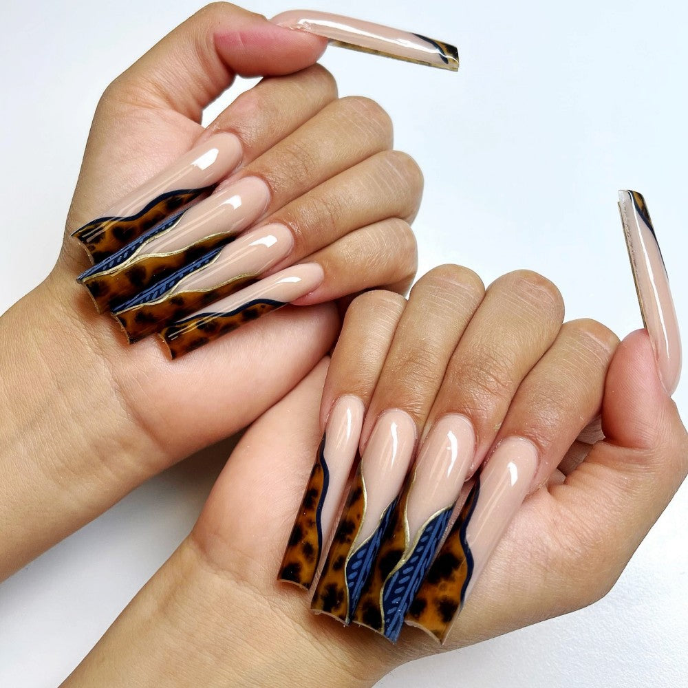 Creative leopard pattern press-on nails Stornfield