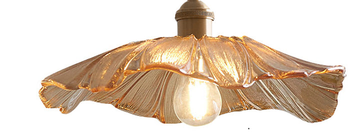 Elegant Shell-Shaped Pendant Light Fixture