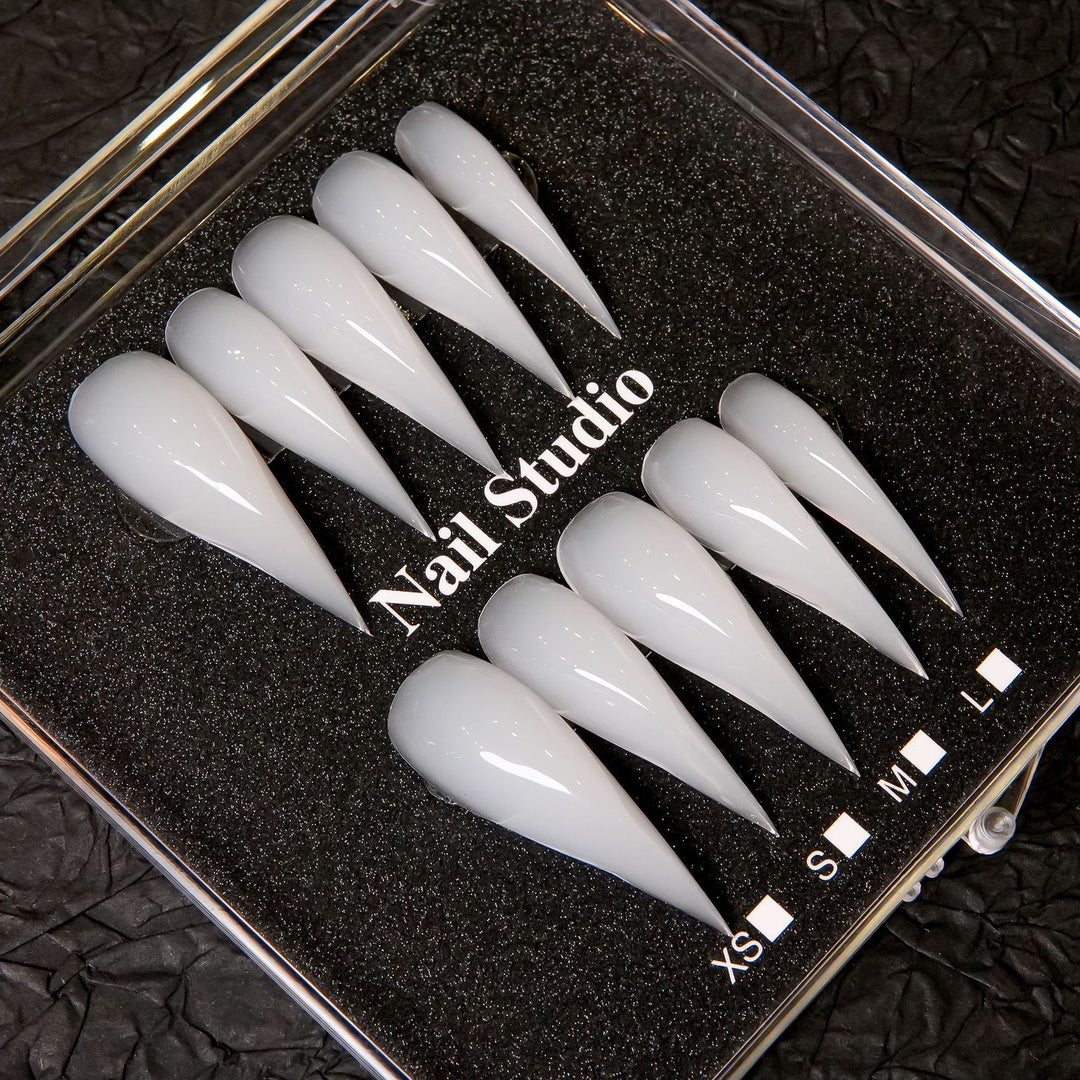 Stiletto-Shaped Press-On Nail Set