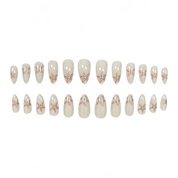 Elegant Starfish-Embellished Nail Art Stornfield