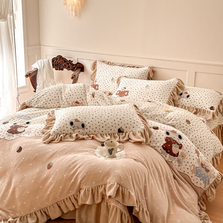 Elegant Floral Quilted Bedspread Set