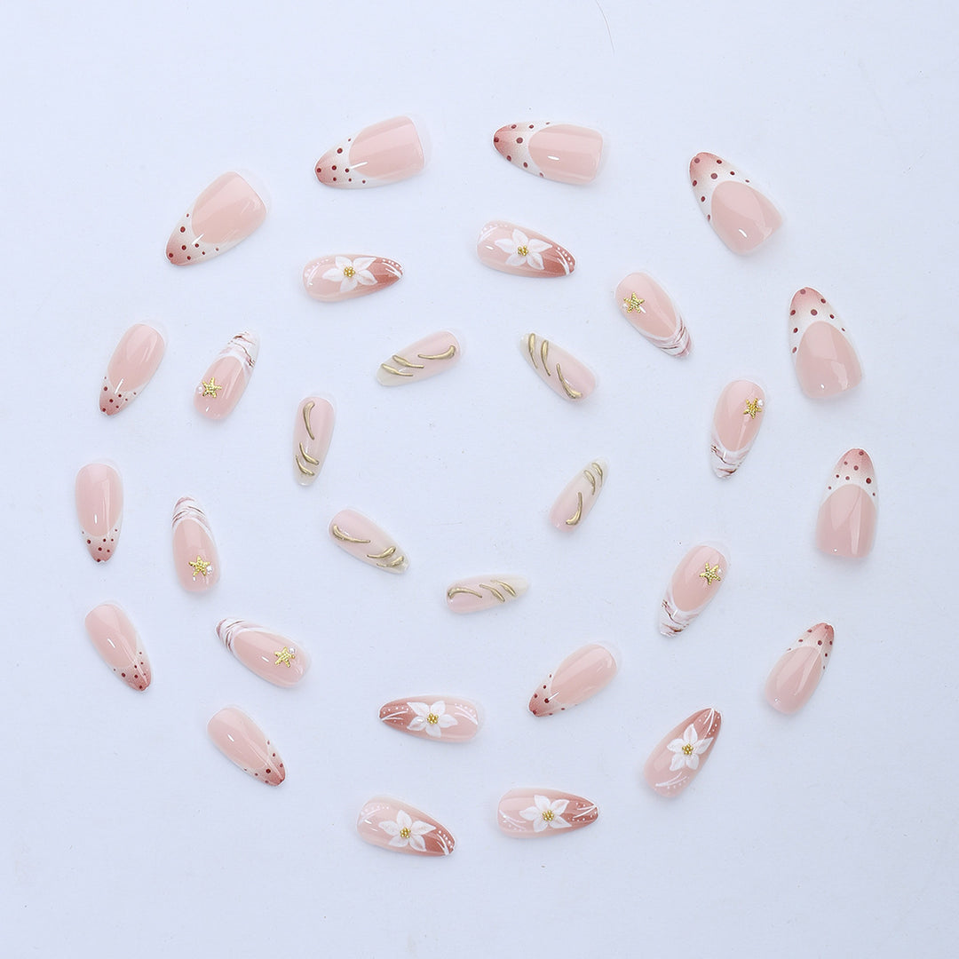 Artificial nail set with floral and elegant details Stornfield