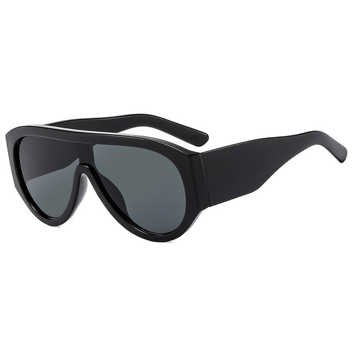 Women's fashionable privacy sunglasses with wide glamorous frame and UV protection Stornfield