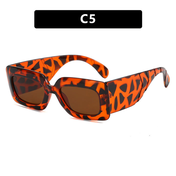 Women extravagant sunglasses with striking snake pattern Stornfield