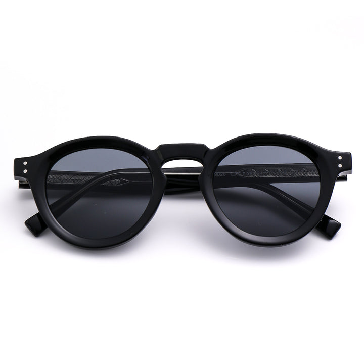 Ladies fashionable sunglasses in classic round style Stornfield