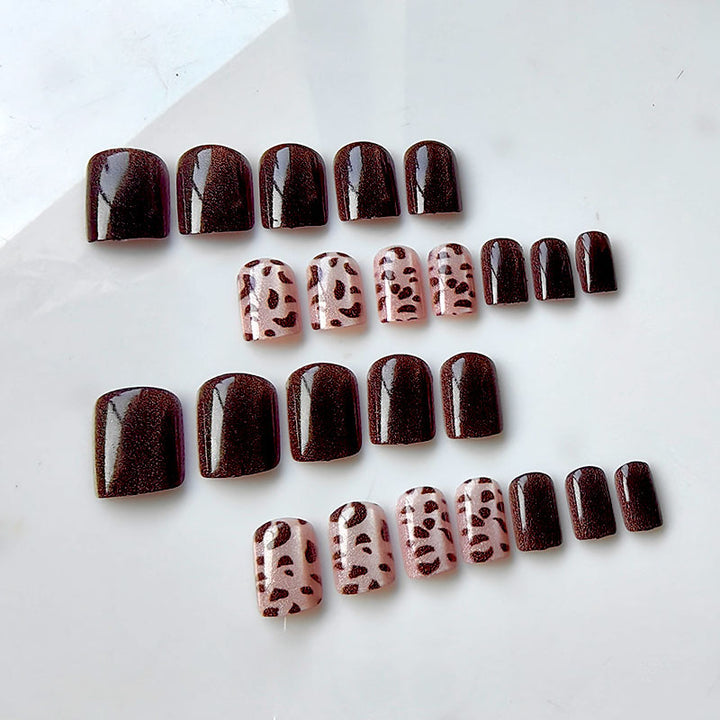 Artificial artificial nails with modern leopard design Stornfield