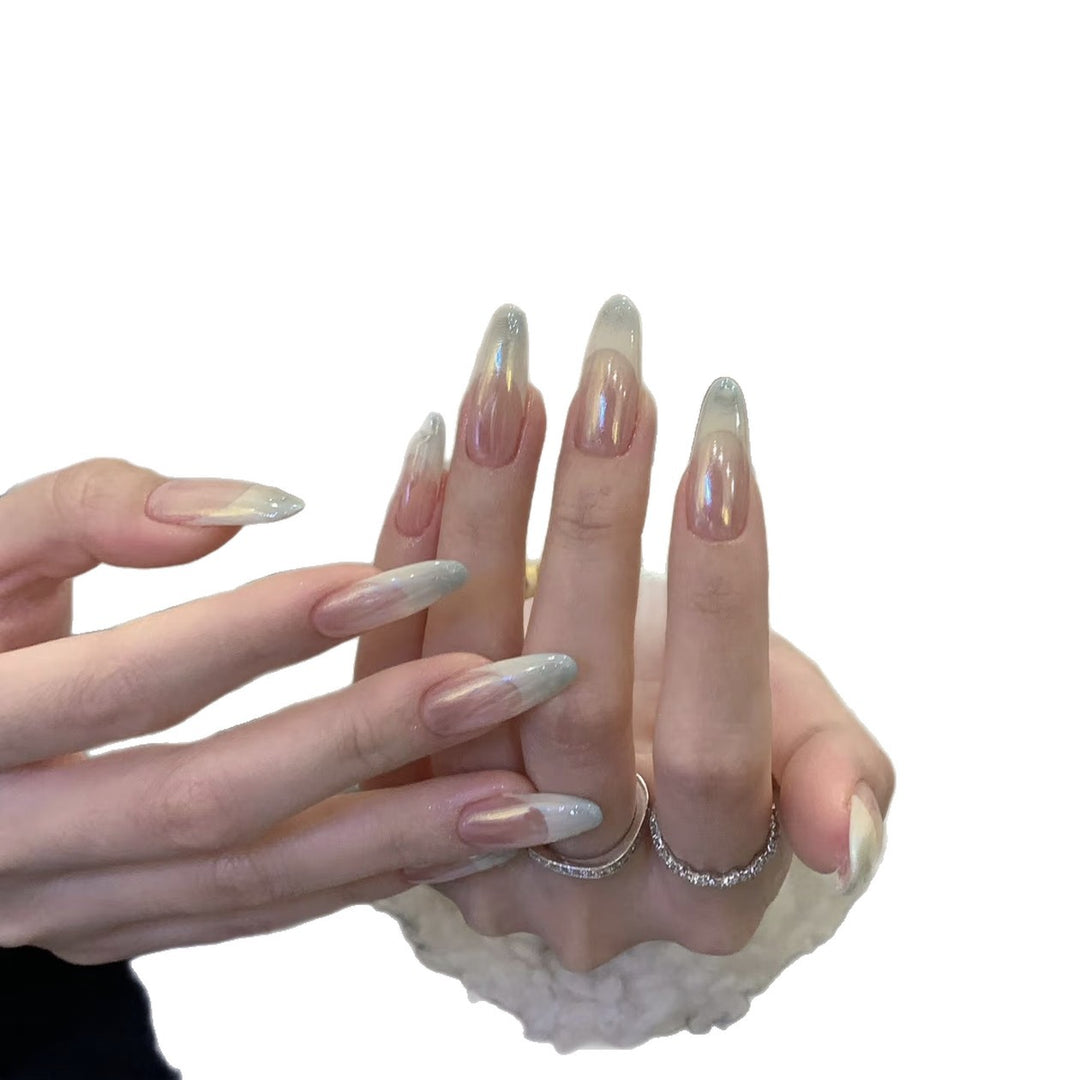 Premium Artificial Nails with Elegant Ombre Effect Stornfield