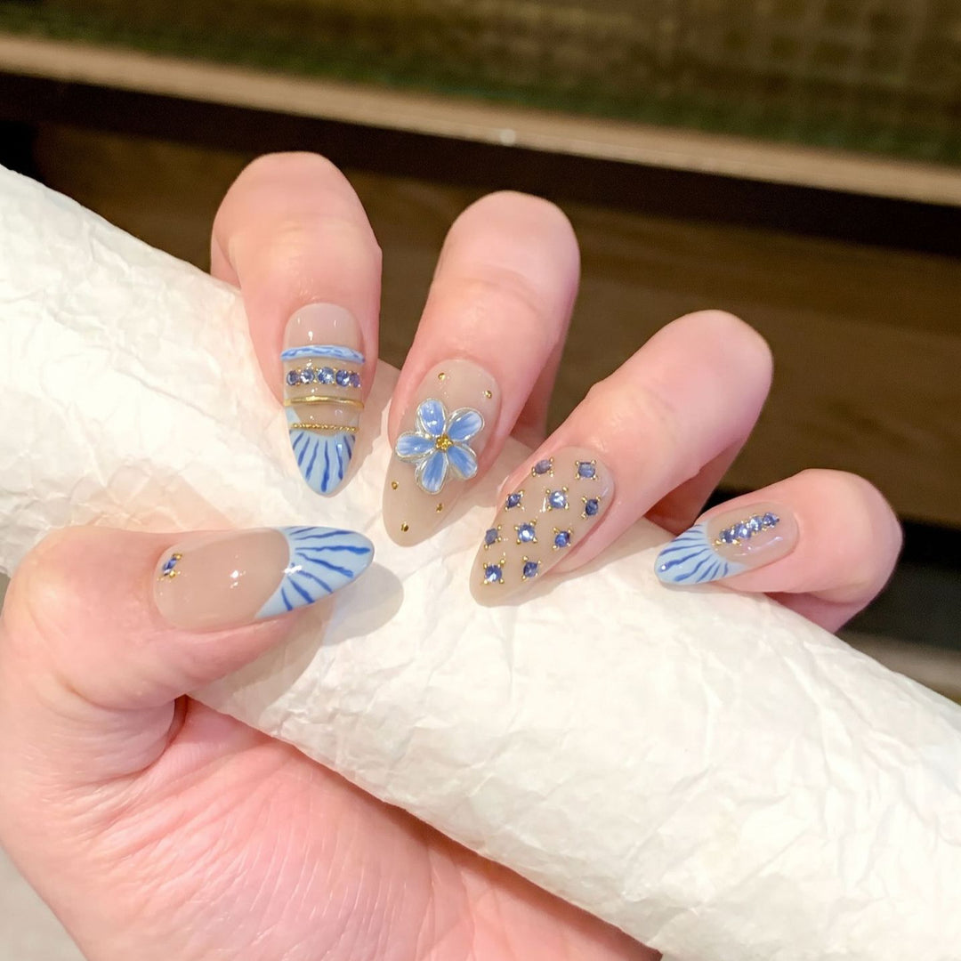 Decorative Nail Art Set with Floral and Gemstone Accents Stornfield