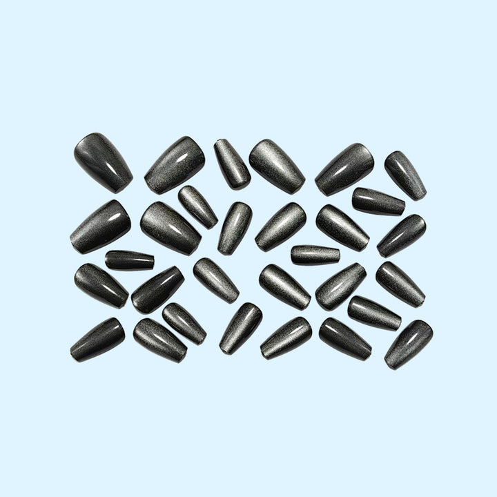 Artificial Nails in Elegant High Gloss Finish Stornfield