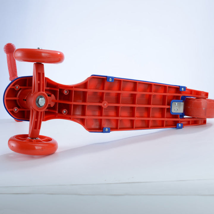 Compact 3-Wheel Lean-to-Steer Kick Scooter Stornfield